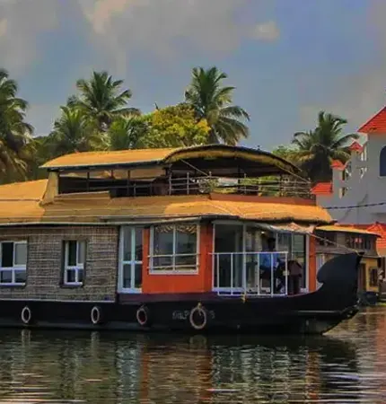 alleppey-deluxe-houseboat-booking